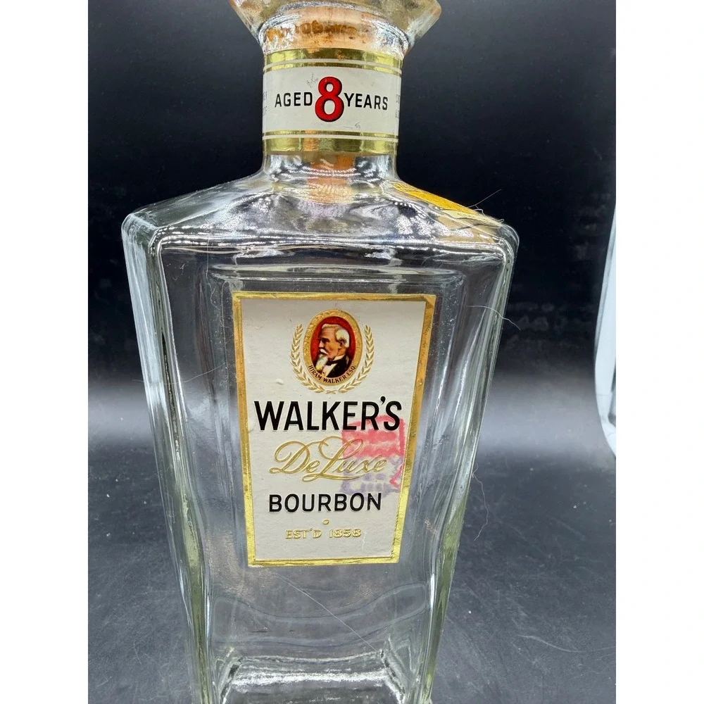 Vintage Walker's DeLuxe Bourbon Whiskey Glass Decanter Bottle 8 Year Aged Empty
